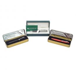 547   -  <p><span class="object_title">Lote de tres plumas Kaweco y Monteverde, c.2000. </span>.<br></p>
