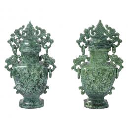 537   -  <p><span class="object_title">Pareja de tibores en jade tallado con decoración vegetal en relieve. China, s.XX. </span>.<br></p>