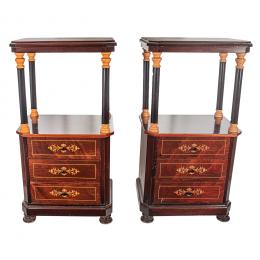 624   -  <p><span class="object_title">Pareja de mesitas de noche estilo Imperio en madera de caoba ebonizada, segunda mitad del s.XX. </span>.<br></p>