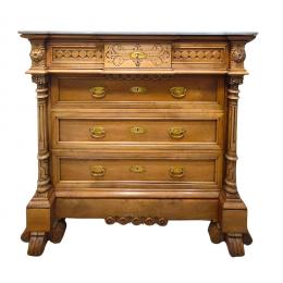 635   -  <p><span class="object_title">Cómoda Alfonsina en madera de nogal, fles. del s.XIX. </span>.<br></p>