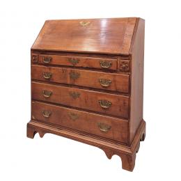 649   -  <p><span class="object_title">Bureau en madera de nogal, posiblemente Newport, Rhode Island, USA, c.1780. </span>.<br></p>