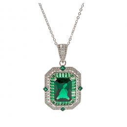119   -  <p><span class="object_title">Colgante octogonal estilo Cartier en plata con símiles de esmeralda y pavé de circonitas blancas. 4 cm. </span></p>