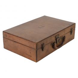 611   -  <p><span class="object_title">Excepcional y rara maleta rígida Louis Vuitton. Francia, c.1920.</span>.<br></p>