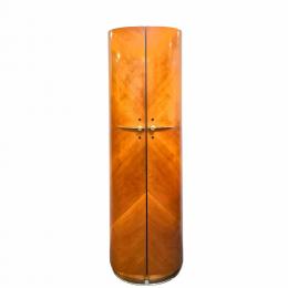 781   -  <p><span class="object_title">Jaume Tresserra Clapés (Barcelona, 1943) <br/>Mueble bar "Eliptic". </span>.<br></p>