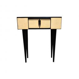 777   -  <p><span class="object_title">R & Y Augousti.<br/>Consola en madera tapizada en shagreen (piel de raya) y madera ebonizada. </span>.<br></p>