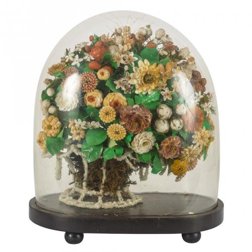 Fanal isabelino en cristal y base en madera con decoración 