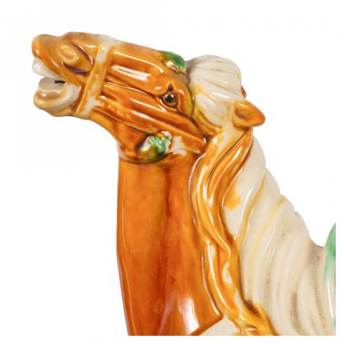 Pareja de caballos estilo Tang en cerámica esmaltada y vidr