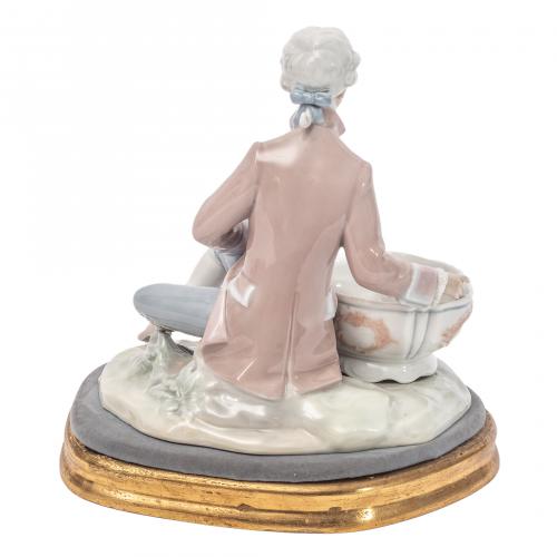 Niño Joyero. Figura en porcelana de Lladró. España, 1970-19