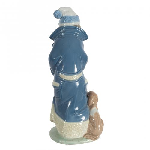 Niño Viernes. Figura en porcelana Lladró. España, 1993-1997.
