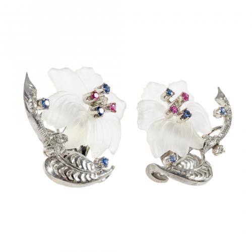 Pendientes diseño floral en oro blanco y cristal de roca ma