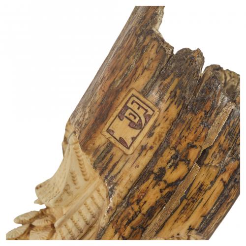 Colmillo en marfil de mamut de 10.000-15.000 años de antigü
