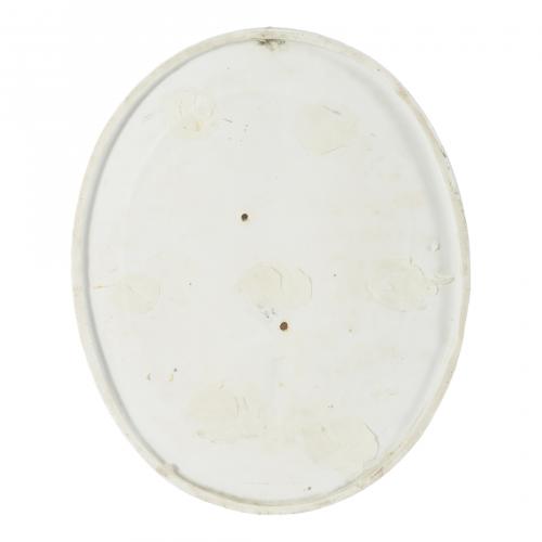 Placa oval en porcelana con representación de alegoría de l
