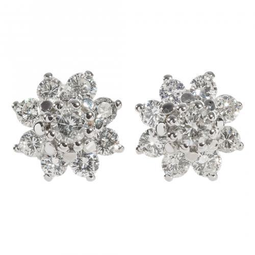 Pendientes rosetón en oro blanco con diamantes talla brilla